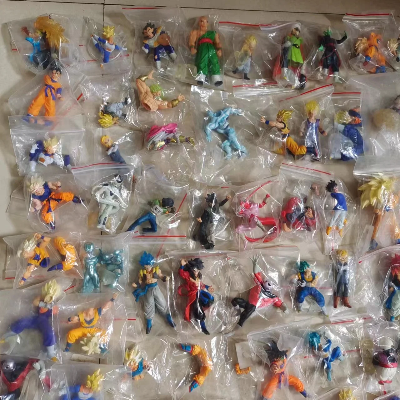 Genuine Dragon Ball Action Figure Hg Gacha Son Gohan Tien Shinhan Son Goku Model Ornaments