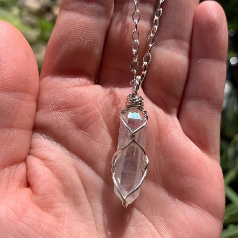 Angel Aura Quartz Crystal Necklace | Magician Stone Sacred Geometry -  VOLTLIN