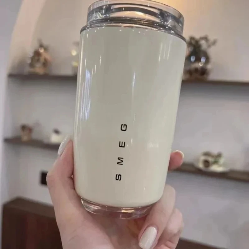 Рисунок 6 - Термос SMEG, чашка для горячего кофе