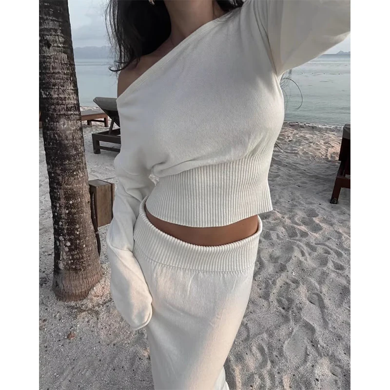 2025 Women New Fashion Off Shoulder Solid Casual Knitting Sweater Female Chic Long Sleeve Pullovers Coat Tops