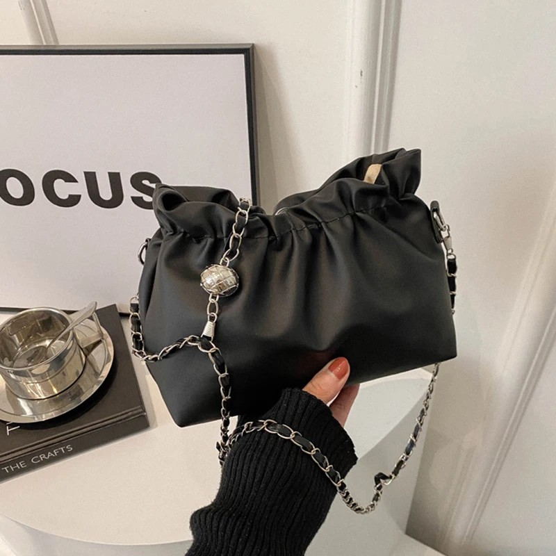 Women's Chain Bag Fashion Versatile Classic Solid Color Crossbody Bag Drawstring Shoulder Bag Silver Bucket Bag