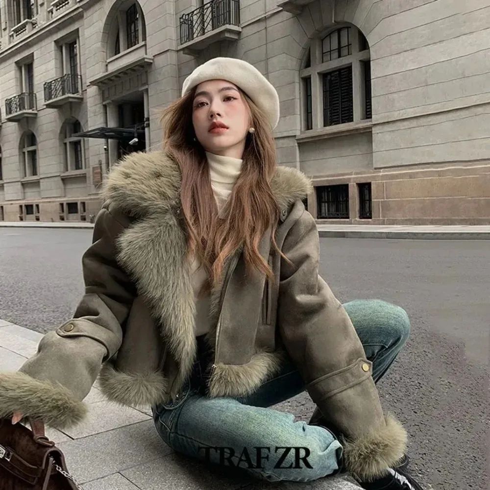

TRAF ZR Women's Winter Jackets 2023 Leather and Leather Aviator Jackets Wool Blend Coat Y2K New in Bomber Fur Jackets for Women