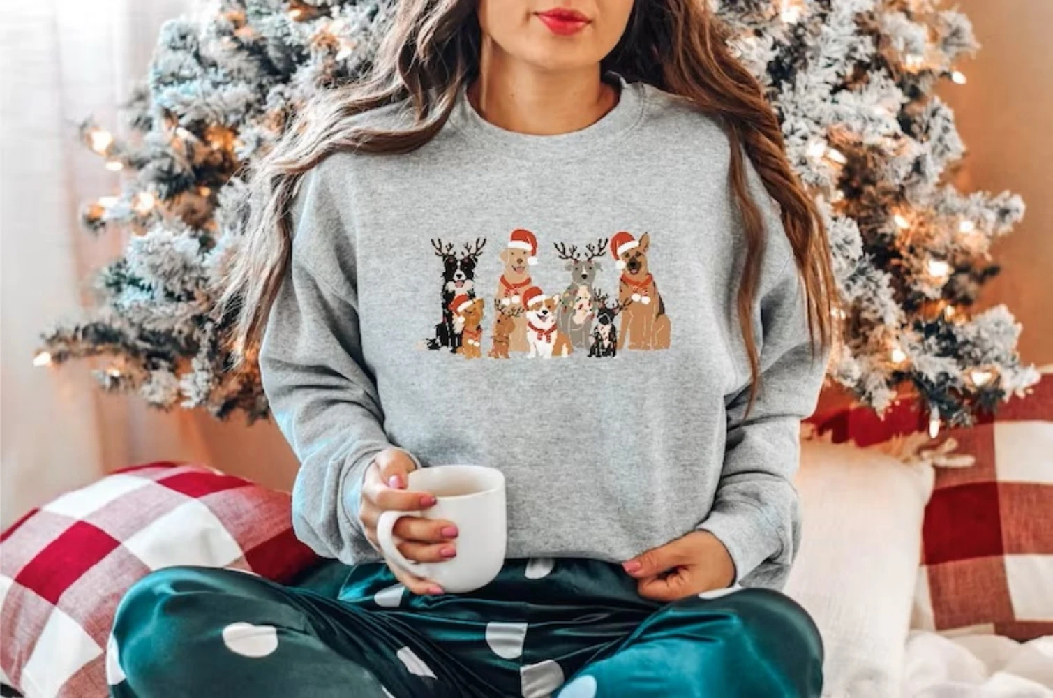 Christmas Dog Sweatshirt Dog Owner Shirt Christmas Clothes For Woman Cute Trendy Crewneck Coquette Aesthetic Pullover Shirt