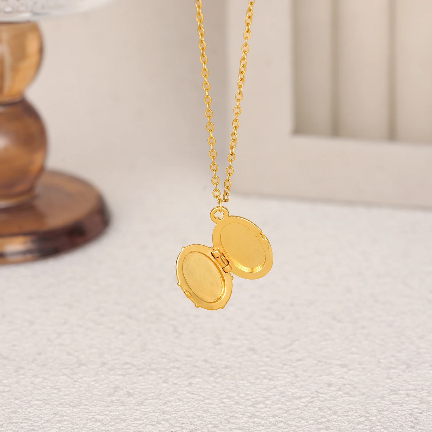 Mini Geometric Pendant Necklace That Can Hold Photos Simple Versatile Small Pendants Gold Color Collar Choker Gift for Her Joias