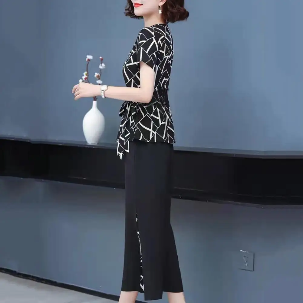 

Mid-aged Female T-shirt Trousers Suit Floral Print Women's Top Pants Set with Lace-up Detail Plus Size O Neck for Mid-aged