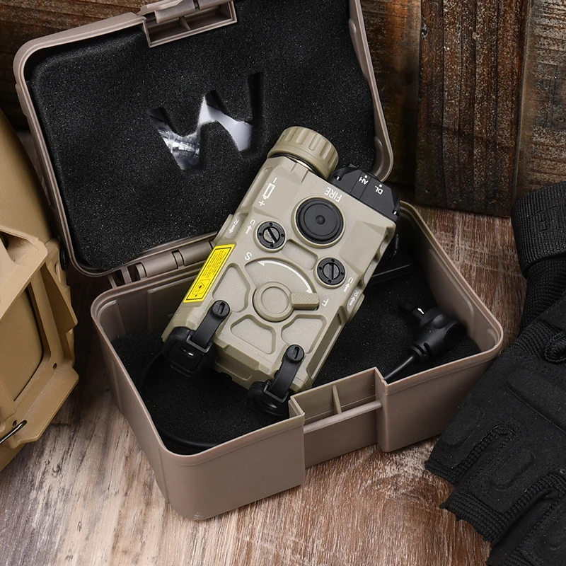 Tactical dual switch weaponlight 5