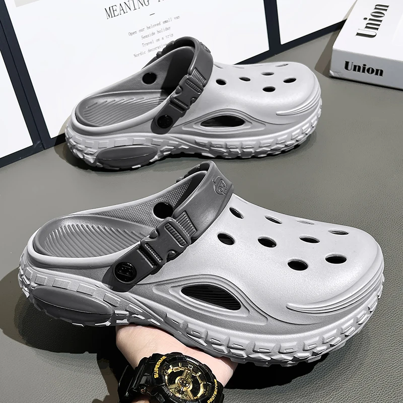 2026 Sommer Neue Herren Dicksohlige Rutschfeste Outdoor Freizeit Strand-Sandalen