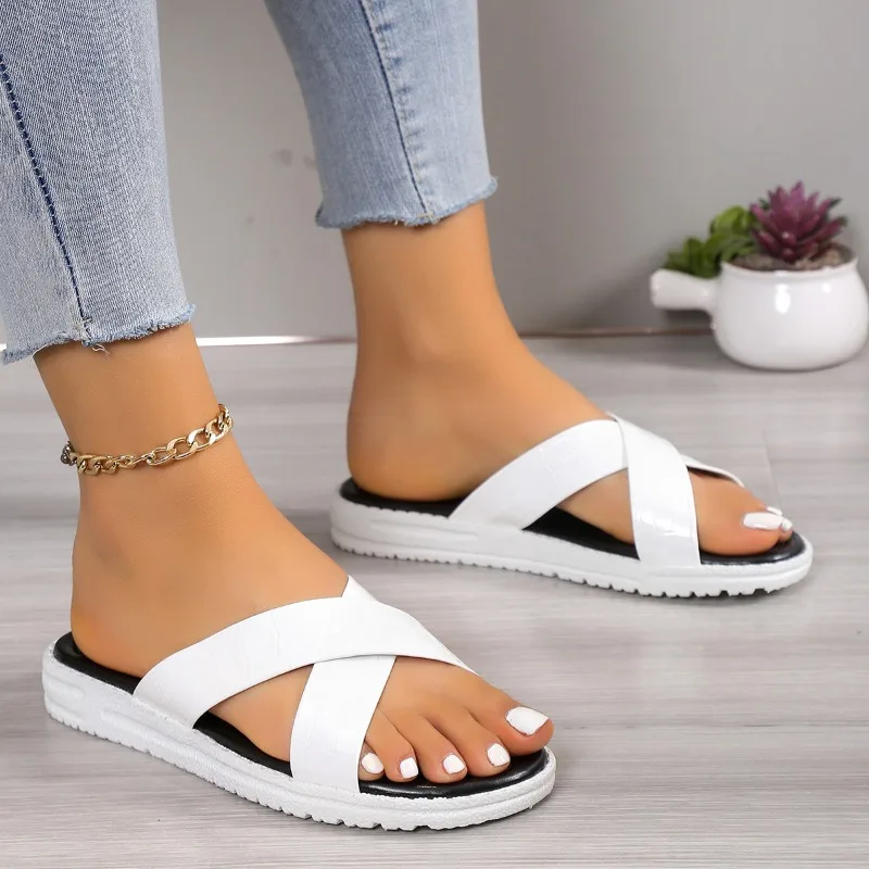 

2024 High Quality Shoes for Women Summer Women's Slippers Solid Open Toe Low-heeled Large Size Concise Casual Slippers Women