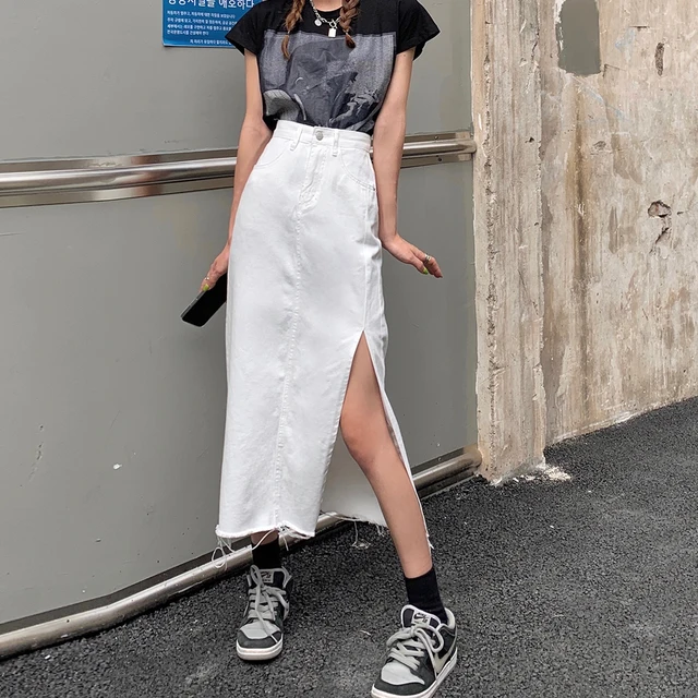 Saia de Brim Branca Casual Coreana: O Estilista Must-Have para o Verão Saia de Brim Branca Casual Coreana: O Estilista Must-Have para o Verão