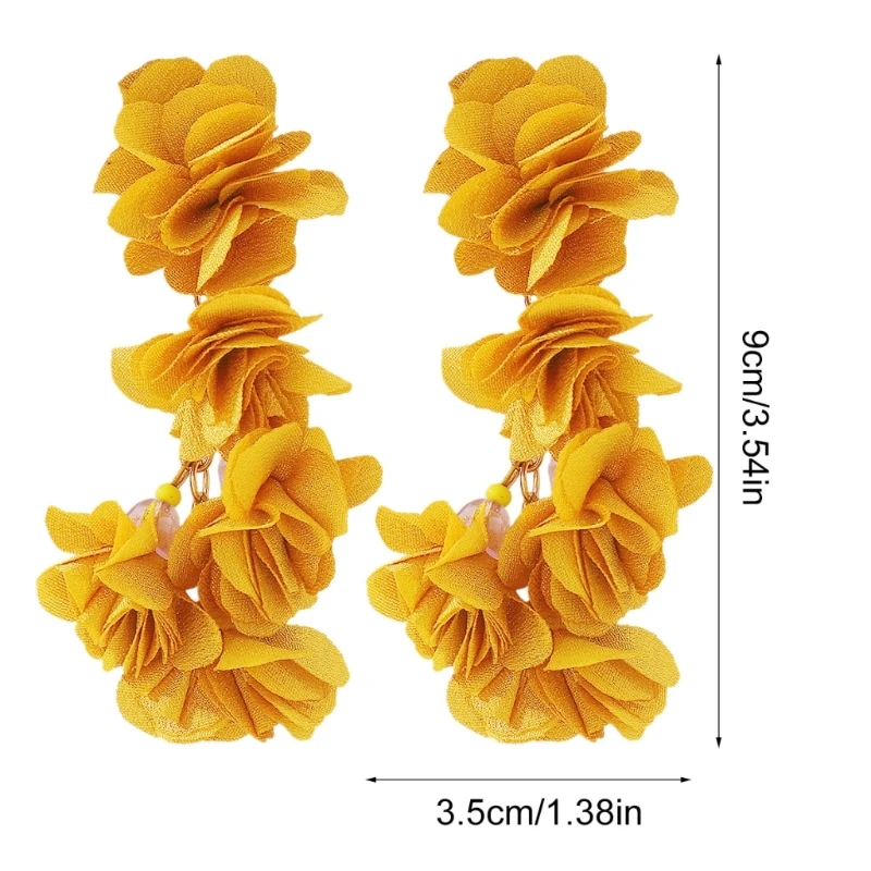 Orecchini Pendenti Con Fiori Grandi In Tessuto Chiffon – Boheme Fatti A Mano, Leggeri, Colori Bianco/rosa/nero/giallo, Per Matrimoni E Vacanze