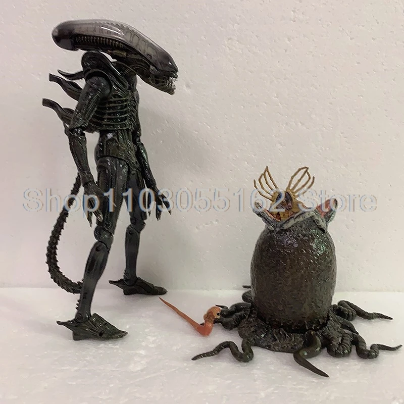 NECA ネカ エイリアン 40thアニバーサリー アルティメットエディション 61vGU8K4-IL._UF894,1000_QL80_.jpg