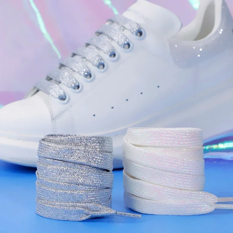 1 paio di lacci per scarpe piatti colorati lacci per scarpe glitterati alla moda per scarpe da ginnastica da corsa atletiche stivali 1CM di larghezza lacci delle scarpe