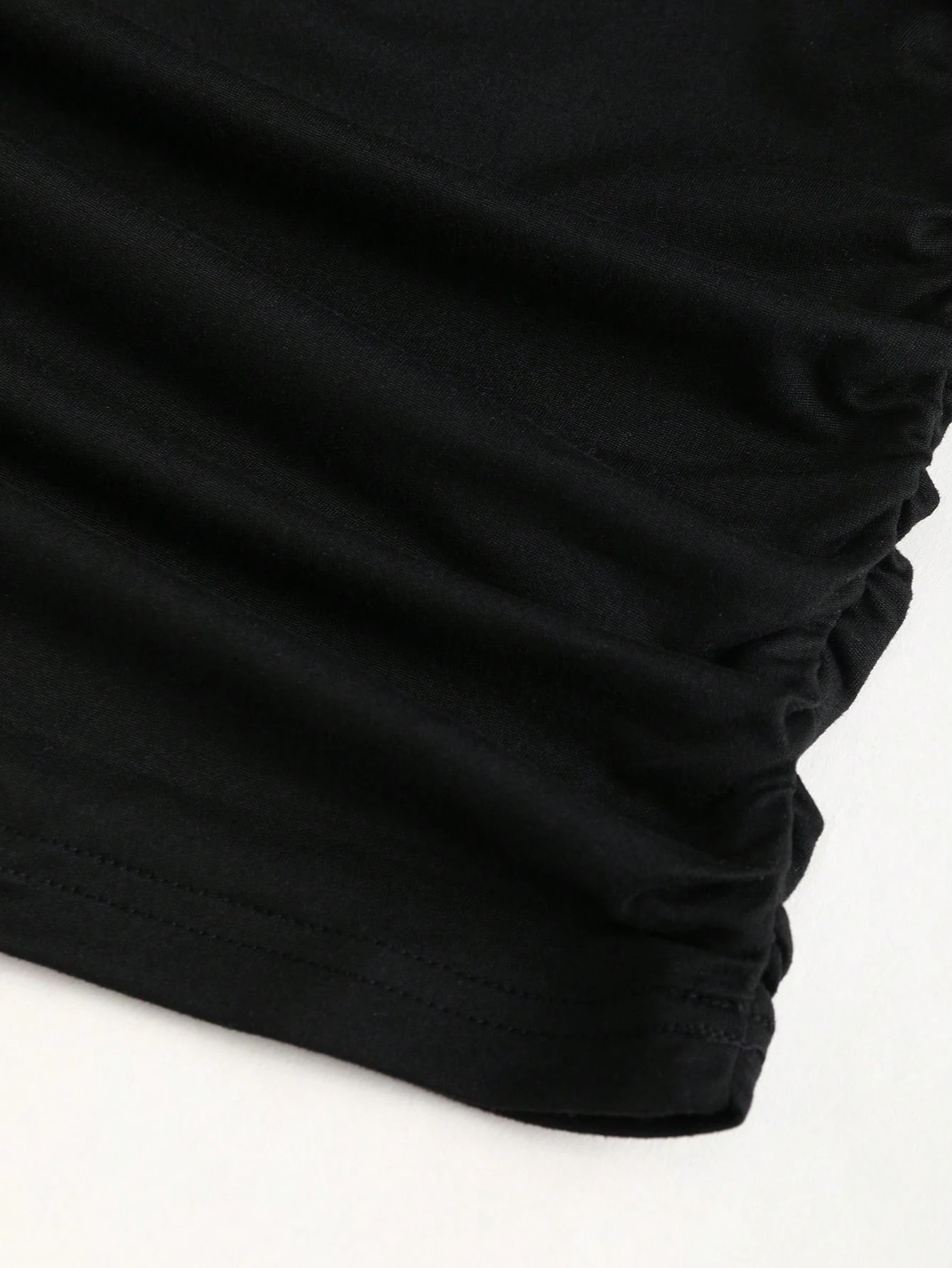 Mini robe noire élégante sans manches à col en v pour femmes, parfaite pour les fêtes de printemps/été et les sorties décontractées, robe mignonne