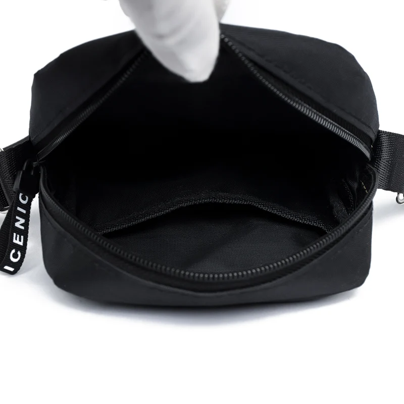 Black adjustable shoulder bag | Unisex shoulder bag, zipper closed, durable polyester lining, suitable for daily commuting neces