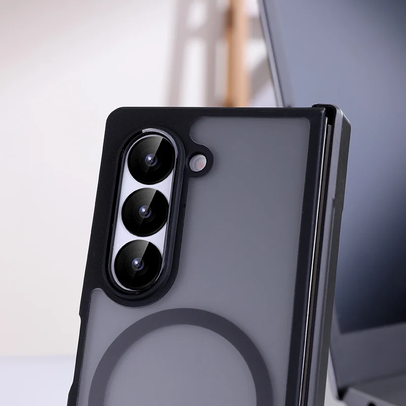 Transparent Shockproof Magnetic Wireless Charging Case with Hinge Protection