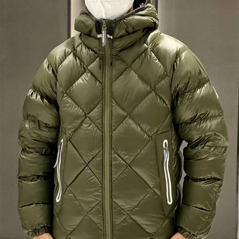 Рисунок 3 - Мужская зимняя куртка с капюшоном