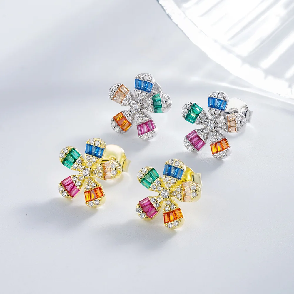 

Женские серьги из серебра 925 пробы, с фианитом