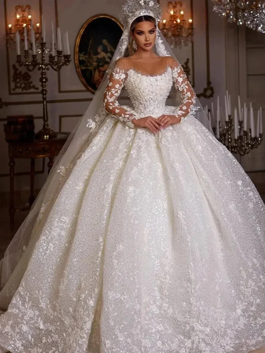 

Luxurious romantic sweetheart round neck Sparkling pearl sequins lace decal long sleeve pompadour bridal gown Vestidos de novia