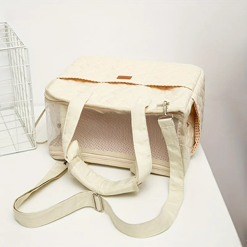 Portable Quilted Pet Handbag For Cats and Small Dogs Lightweight Canvas Shoulder Bag with Breathable Mesh Bag