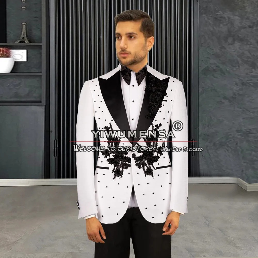 

Exquisite White Suit Men For Wedding Handmade Beaded Peak Lapel With Flower Jacket Pants 2 Pieces Groom Tuxedos Ropa Hombre 2024