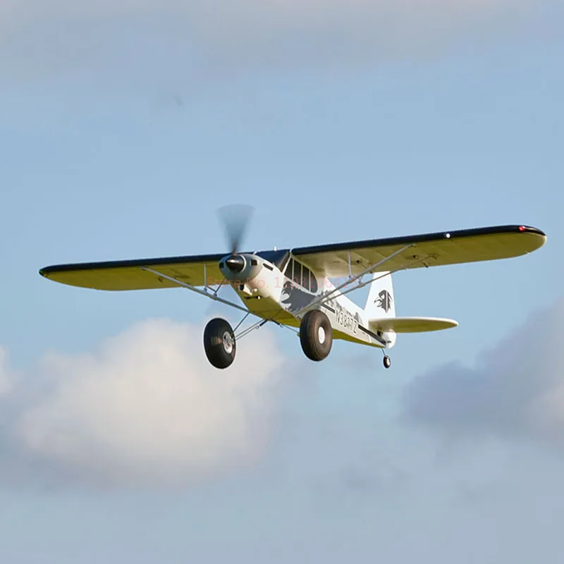 Avion RC PNP/RTF Ruifei V3 Float Bowl 1400mm
