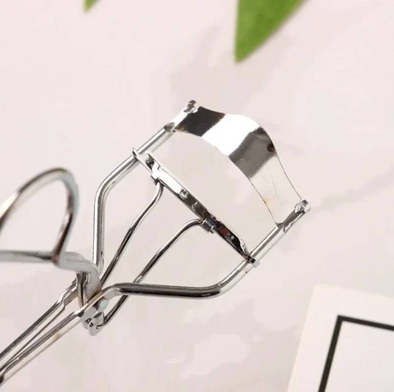 1PCS Woman Eyelash Curler Cosmetic Makeup Tools Clip Lash Curler Lash Lift Tool Beauty Eyelashes Multicolor Makeup Tools