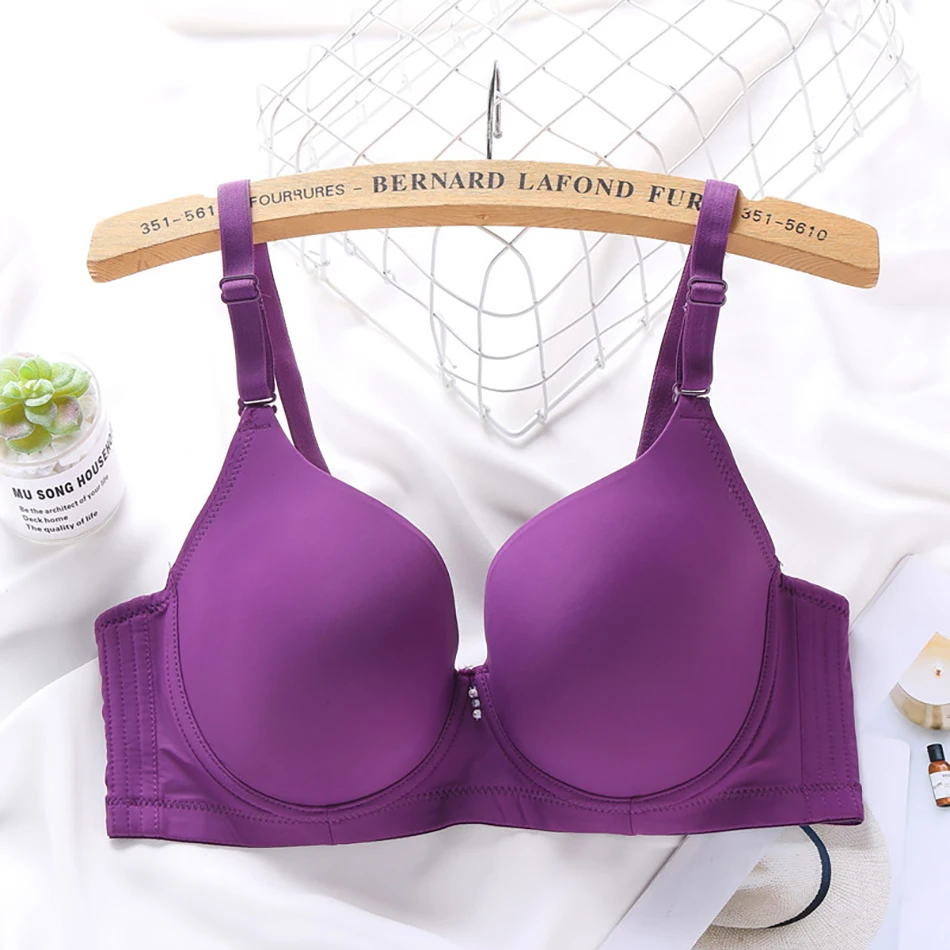 Embrace Flattering Fit No Underwire Plus Size Cup Bras Soft and Smooth Material with Seamless Design for Discreet Look Underwear 3