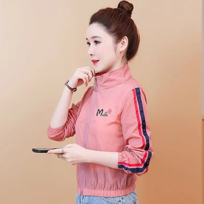 Women Zipper Sweatshirt Summer Sunscreen Clothing Short Coats Long-sleeved Lightweight Jacket New Lapel Collar Print Patchwork