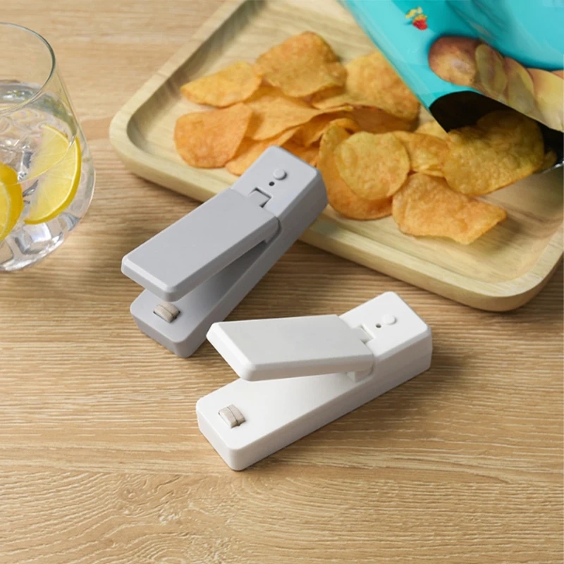 

USB Mini Bag Sealer 2-in-1 Portable Heat Sealers Rechargeable Handheld Vacuum Heat Sealers &Cutter for Plastic Bag Storage Food