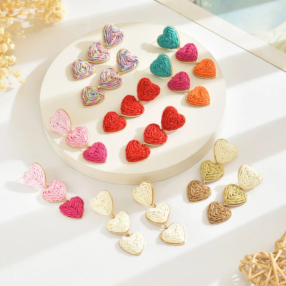 Bohemain Heart Raffia Drop Earrings for Women Girls Elegant Handmade Rattan Knit Earrings Summer Jewelry Valentine's Day Gift