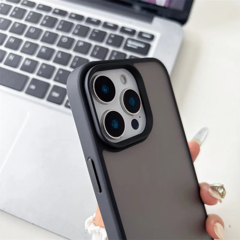 Luxury Matte Black Shockproof Anti-Fingerprint Bumper Case with Translucent Shell