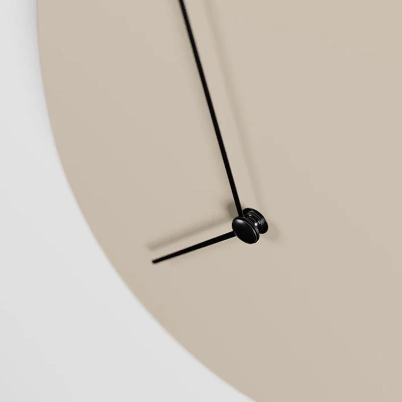 Modern Metal Wall Clocks Round Silent Quartz Lace Design Clock Elegant Decorative Clock Wall Ornaments Watches Home Decoration 5