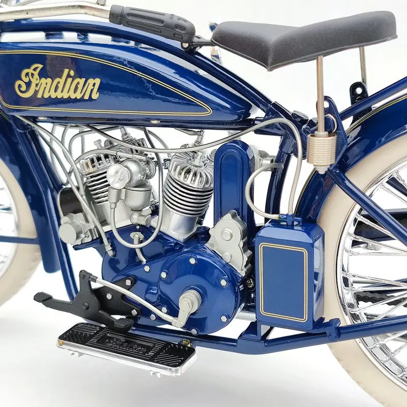 Guiloy 1:6 Scalel Indian Scout 1920 Motorcycles 16231 blue Metal Diecast Used 
