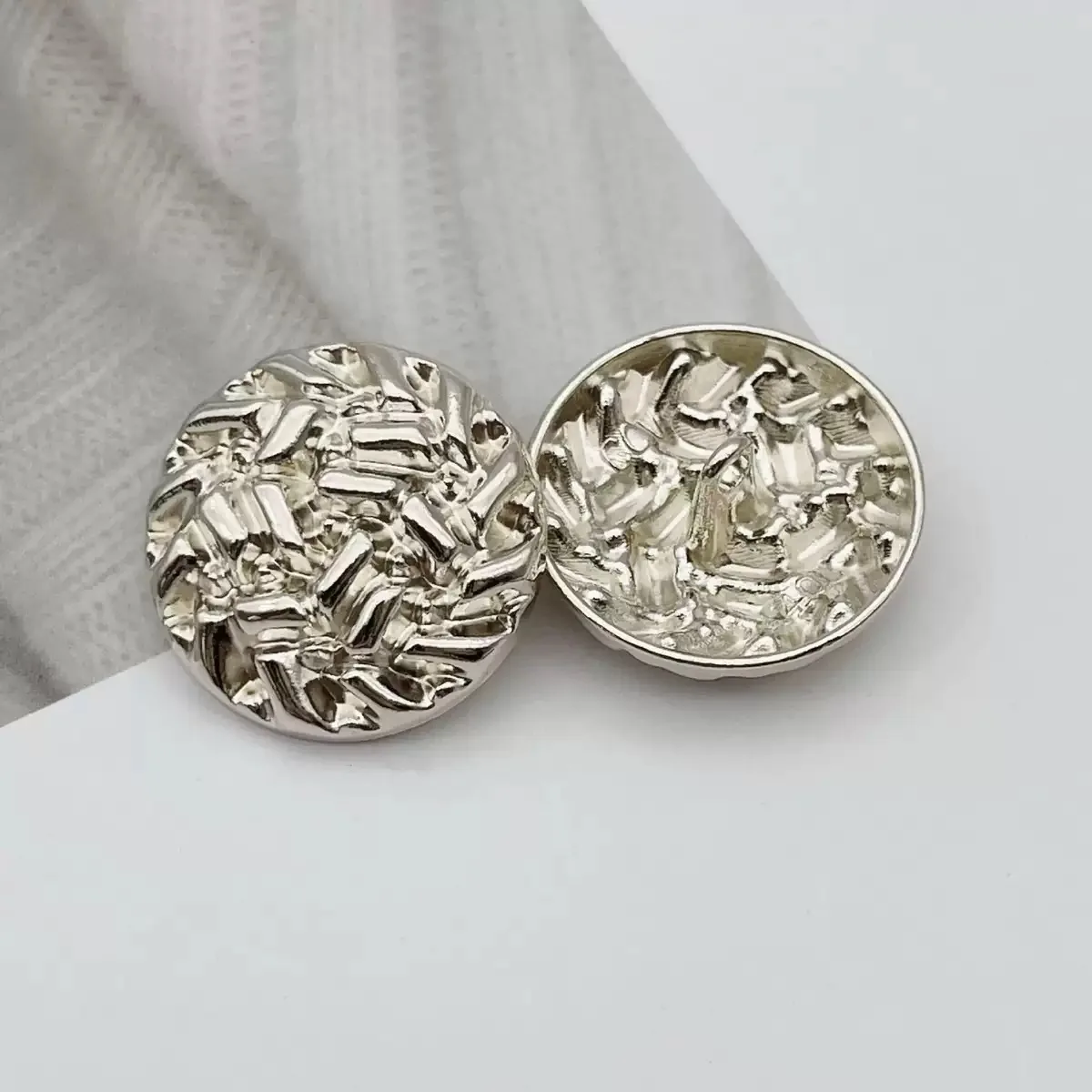 18/20/23/25mm Gold Silver Black Vintage Round Metal Button For Clothing Handmade Sewing Coat Buttons DIY Accessories 6