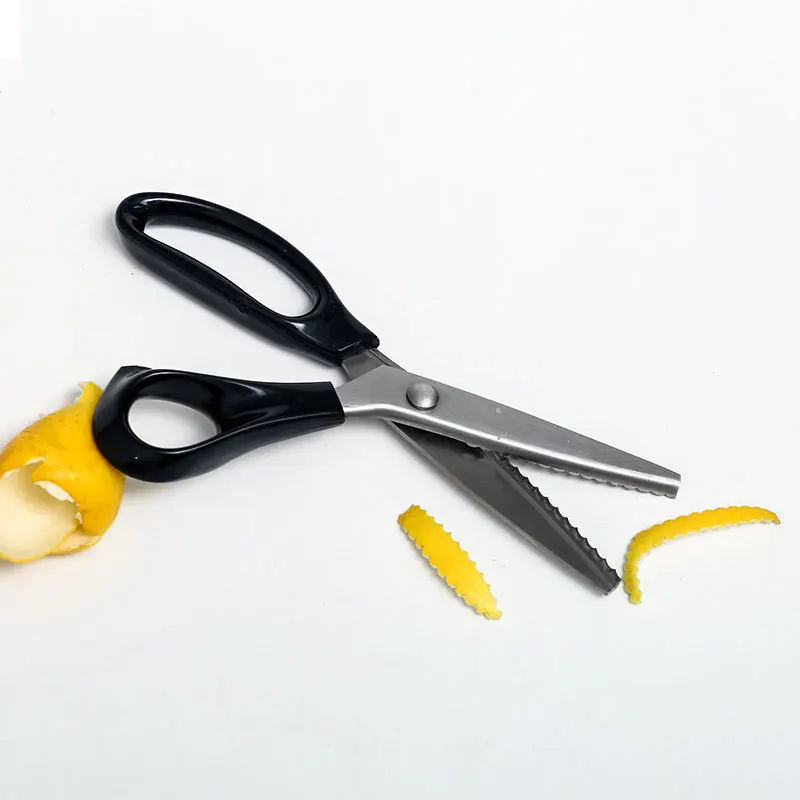 Triangular Tailor Scissors, Semicircular Tooth Arc Wave Lace Kitchen Accessories, Cocktail Decoration, Orange Lemon Zest