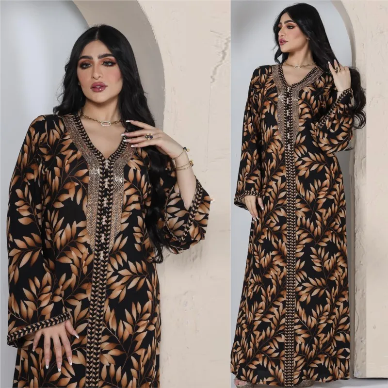 

Middle East Muslim Women's Wear Arab Robe Rhinestone Dress