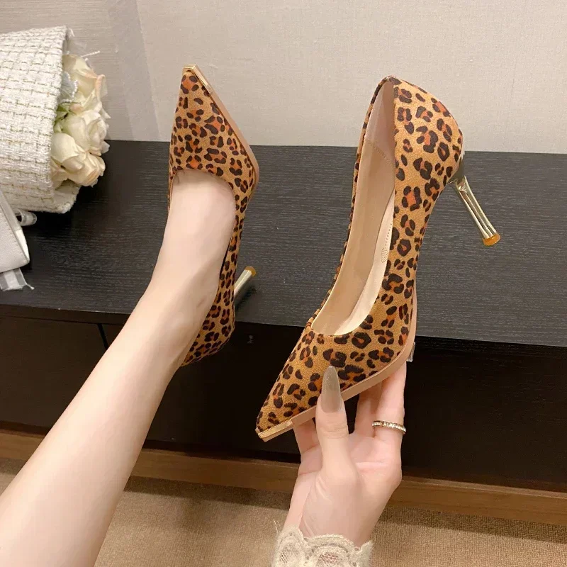 2025 Women's Leopard Print Sexy High Heels Metal Toe Pointed Tip Thin Heels Shallow Mouth Luxury Shoes Leisure Banquet Workplace 4