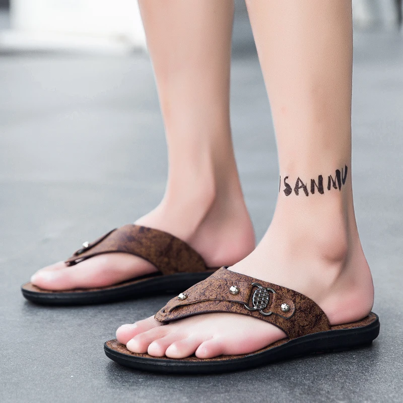 Men Flip Flops Outdoor Fashion PU Leather Flat Sandals Printed Slippers for Men Outdoor Wear