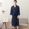 104811-57a884.jpg Peignoir de couple personnalisé brodé avec noms et logo, vêtements d'intérieur, peignoir en tissu gaufré pour couples, robe de spa pour hommes et femmes