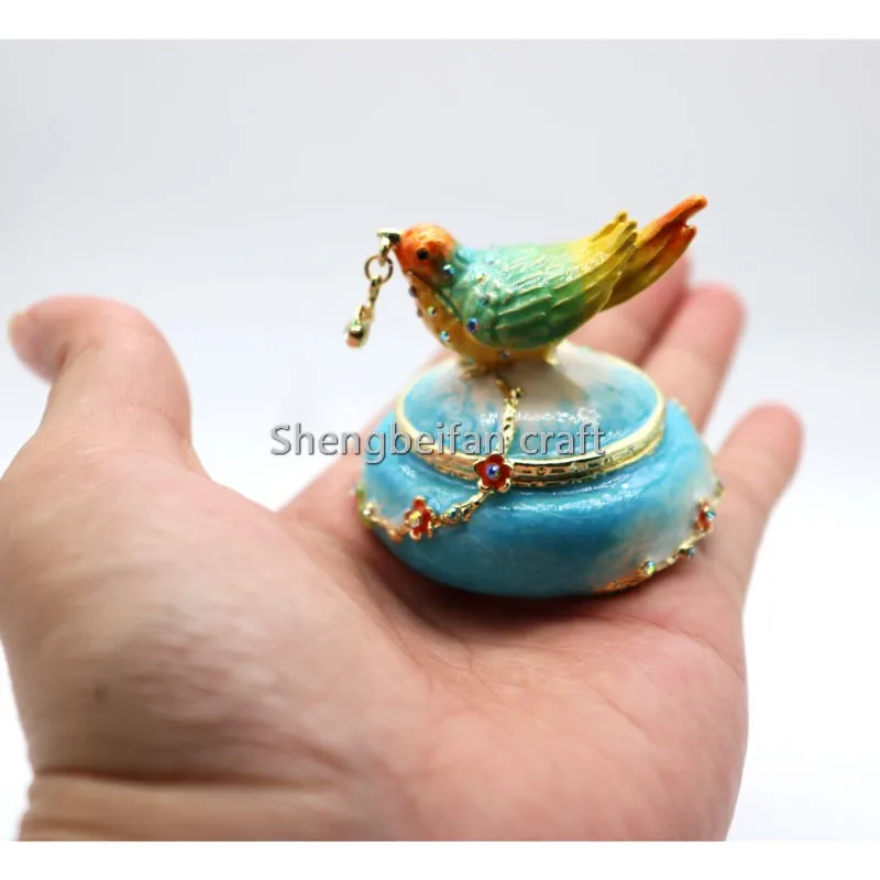 Hand Painted Enameled samll bird's round Trinket Box for women Home Decoration storeage box for jewelry birthday gift