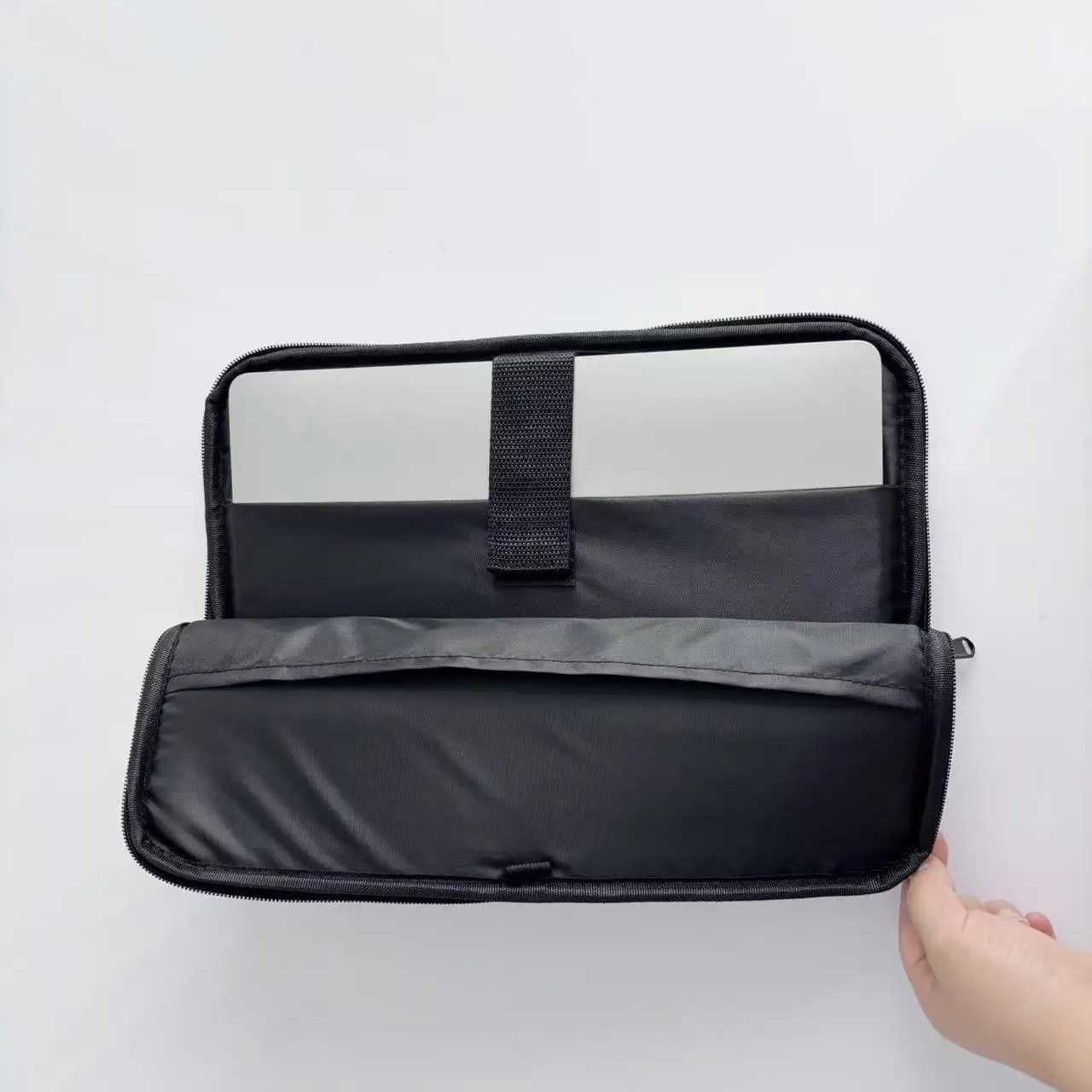 Stylish Multi-Size Laptop & Tablet Carrying Case