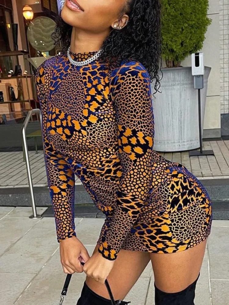 

Sexy Elegant Dress Long Sleeves Backless Leopard Print Bodycon Dress Women Skinny Mini Slim Dress Club Party Vestidos