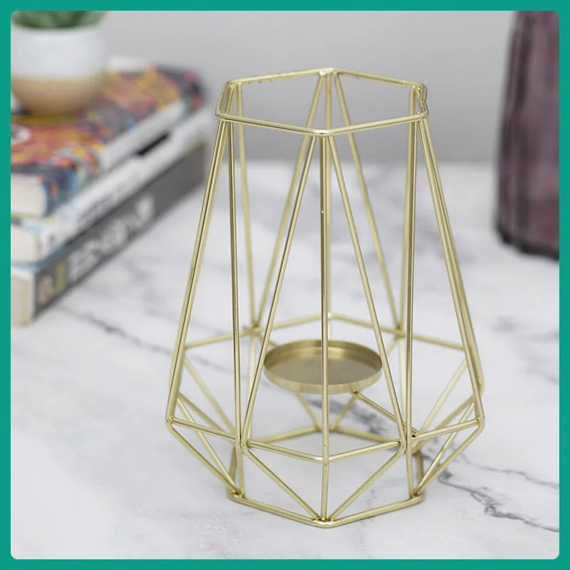 

Geometric Iron Gold Plating Candle Holder Home Decore Candlestick Wedding Dining Table Decoration Candle Holders