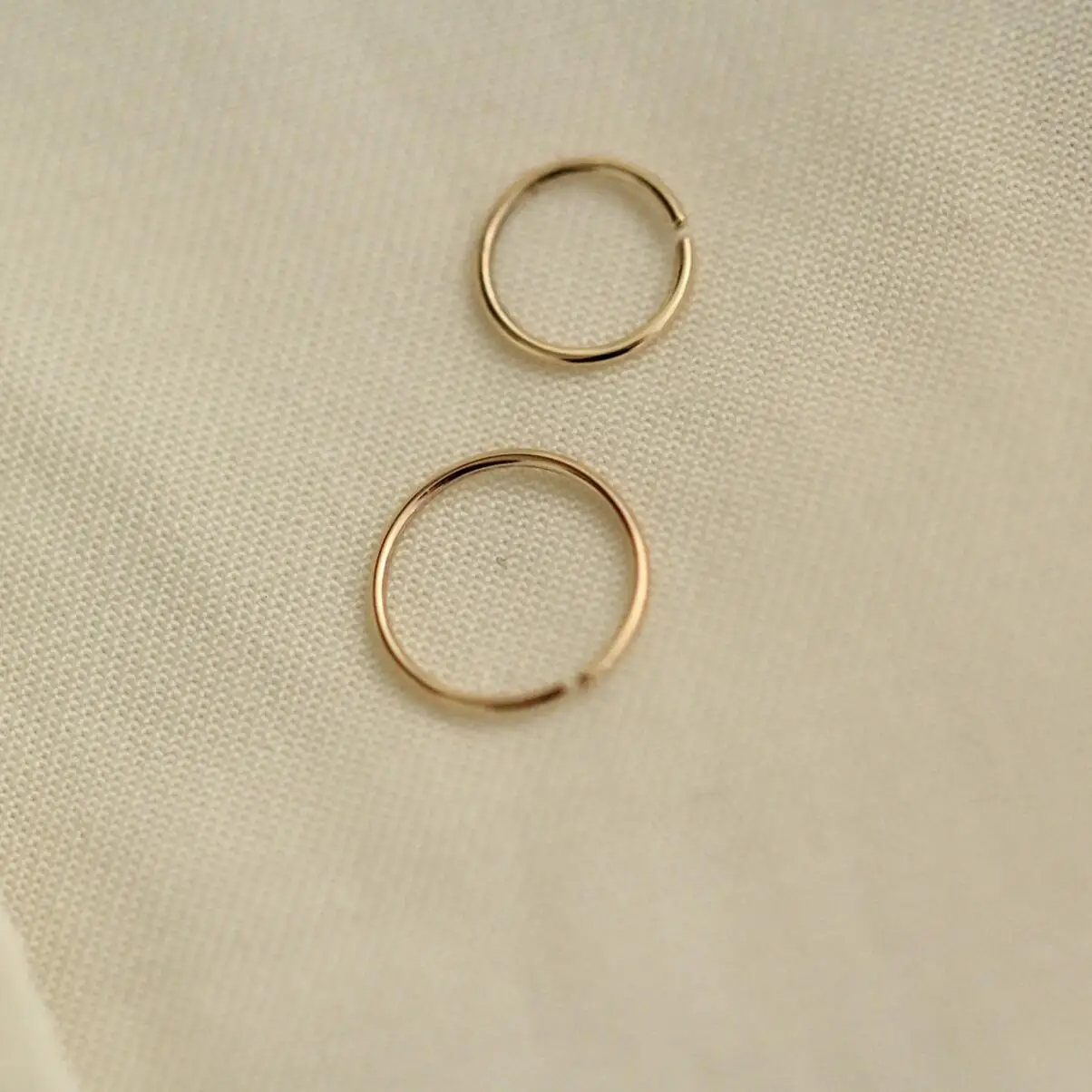 14K Gold Simple Nose Hoop Ring for Men and Women Small Nose Piercings Au585 kj468 nose piercings