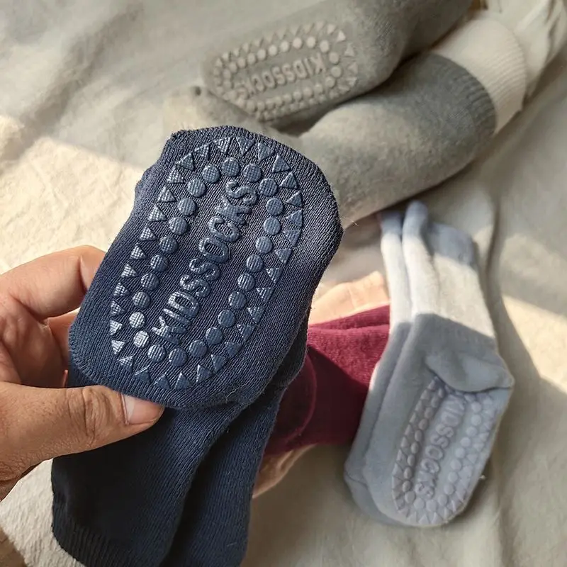  �縻 �׸� ��Ƽ �̲��� �縻 �ܿ� ������ �β��� �ٴ� �縻 �ָ��� �÷�  �ҳ� �ҳ� �縻 ���� ��â