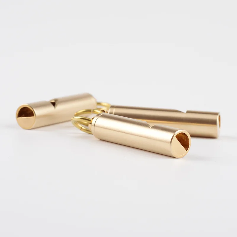 1Pcs Vintage Brass Whistle Handmade Survival Whistle Keychain Pendant Outdoor EDC Tool Football Basketball Sports