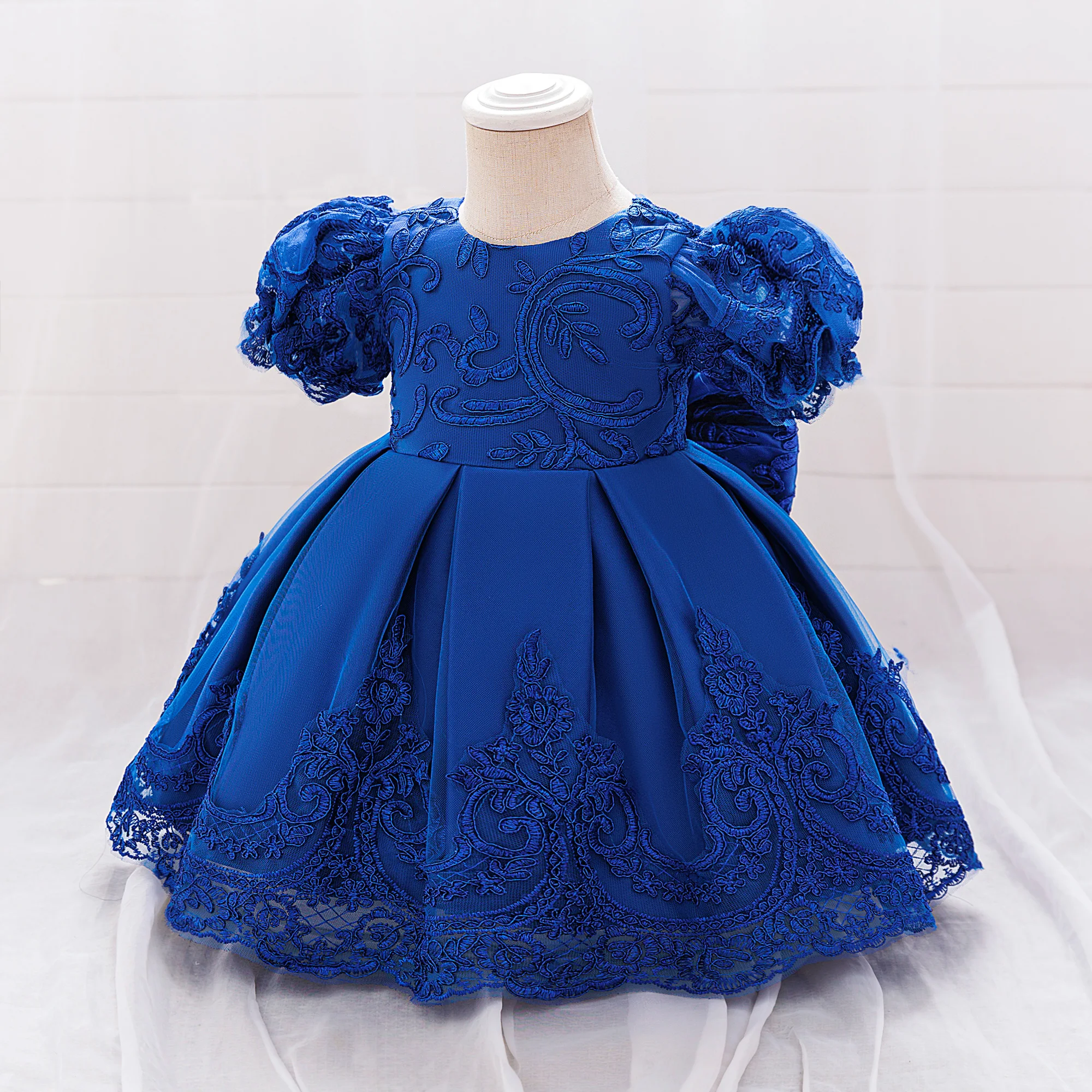 Baby Mädchen Kleid mit Schleifenstickerei und Puffärmeln, Ballkleid, Geburtstagskleid, Hochzeitskleid, Kleinkind Prinzessinnenkleid, Taufkleid – Detail 3