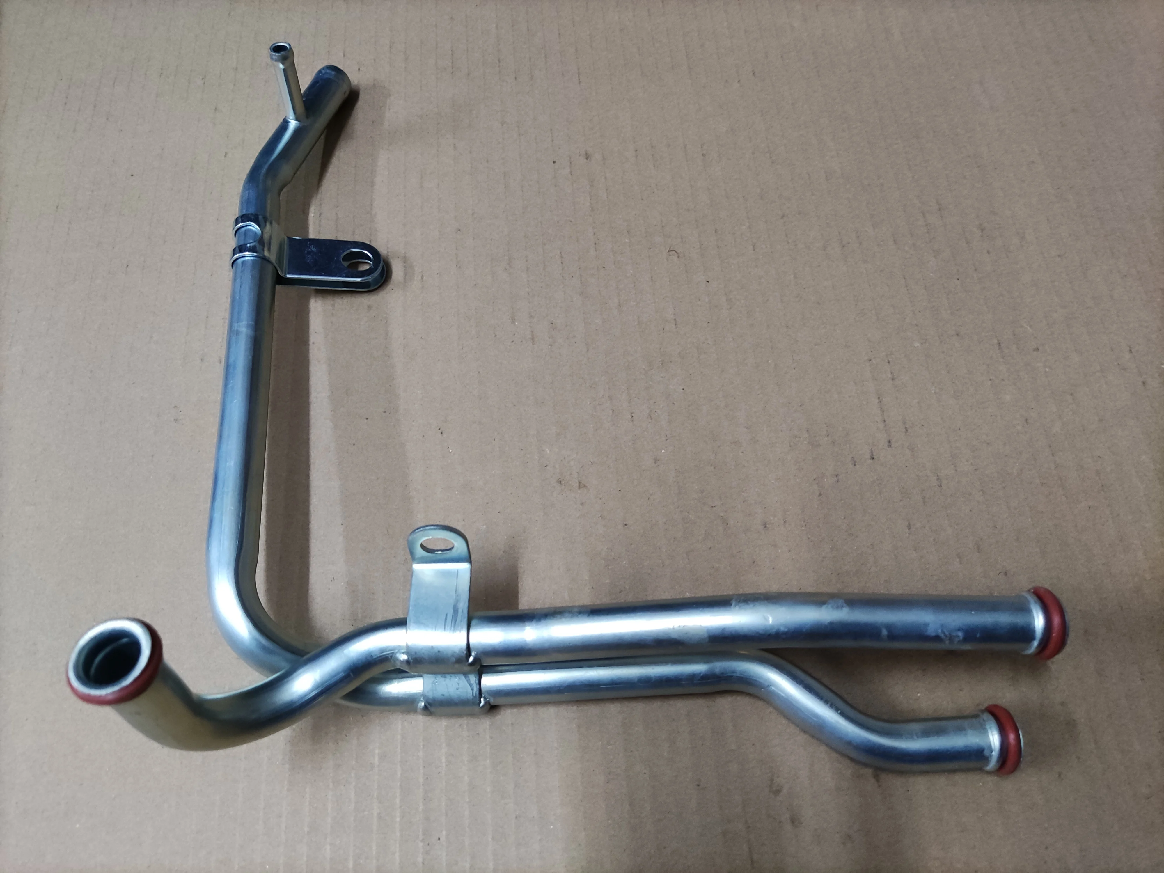 4G64 engine double iron pipe MD314538 MD314540