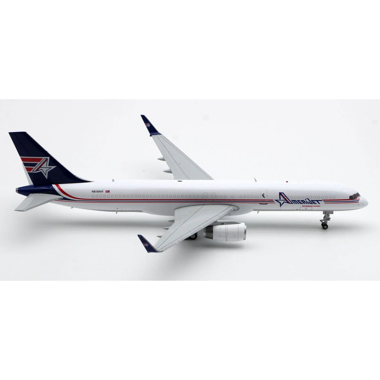 アメリジェット・インターナショナル 757-200F N818NH 1/200 アメリジェット・インターナショナル 757-200F N818NH 1/200