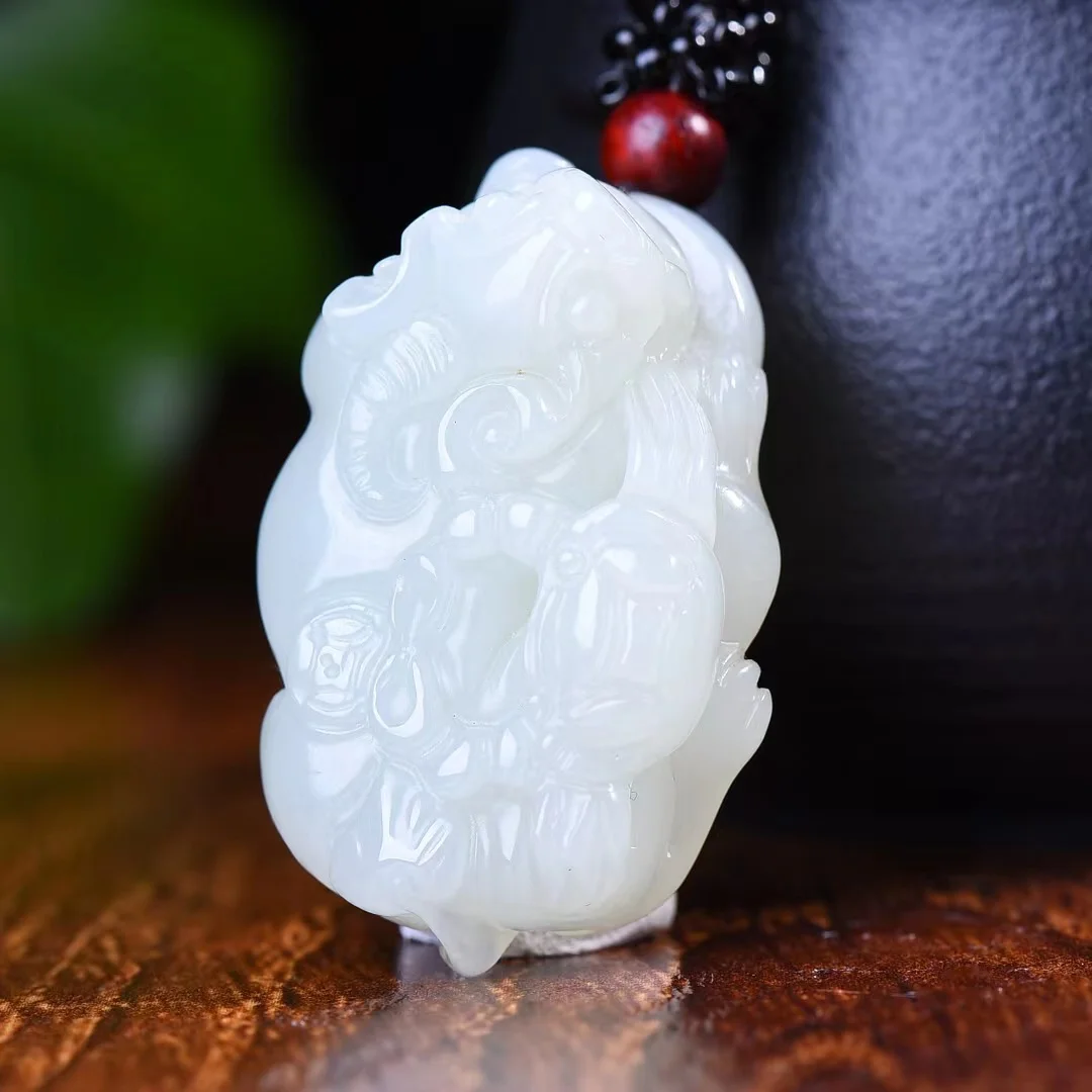 

New product Hetian Jade 23*38MM Carved Lucky Pixiu Pendant Jewelry 1450#